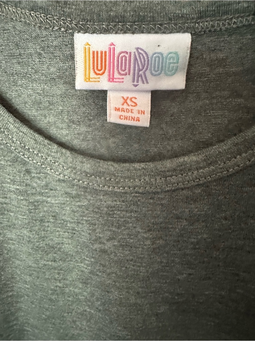 LulaRoe Randy T-Shirt Size: XS - Picture 4 of 6